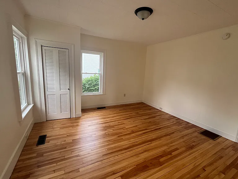 19-21 High St #21B — Photo 12