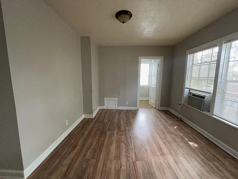 1552 Lombardy St #4 — Photo 6