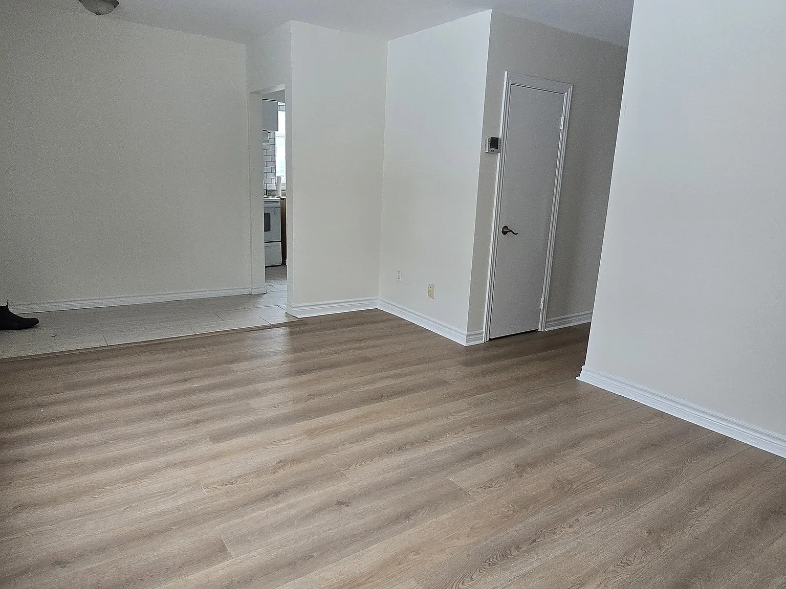 23 Rutherford Drive Kitchener — Photo 4