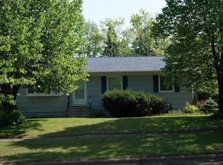 27 Nelson Dr, Silver Bay, MN 55614