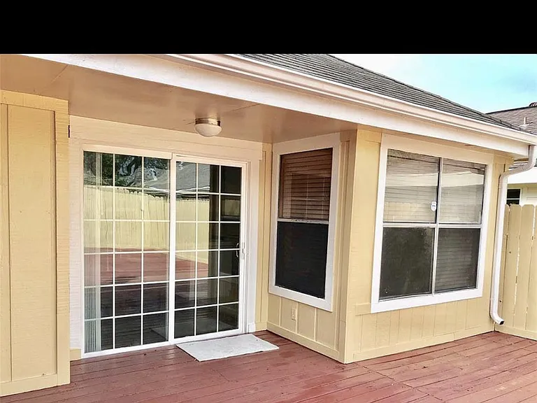 6327 Lynkat Ln — Photo 21