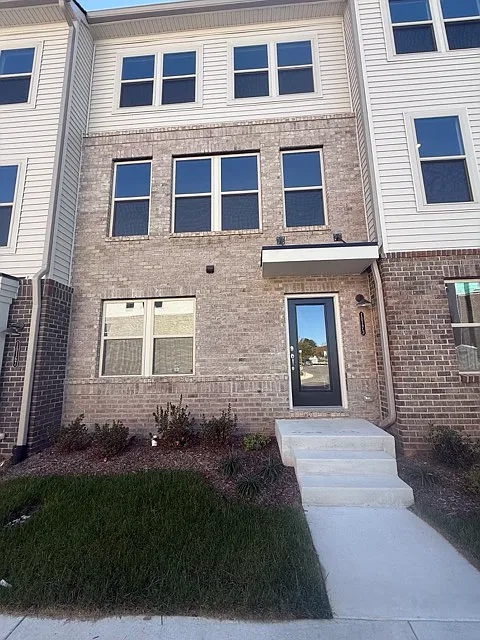 10173 Albatross Ave — Photo 1