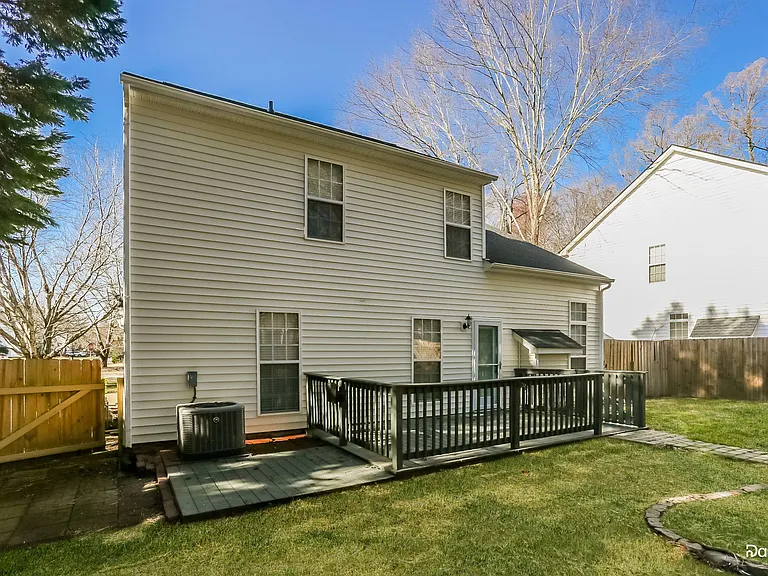 9100 Kaladar Ct — Photo 15