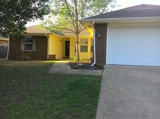 2566 W Arthur Hart St, Fayetteville, AR 72703