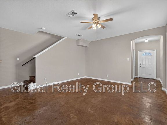 5th image of 7802 Kingsbury Way Unit 4