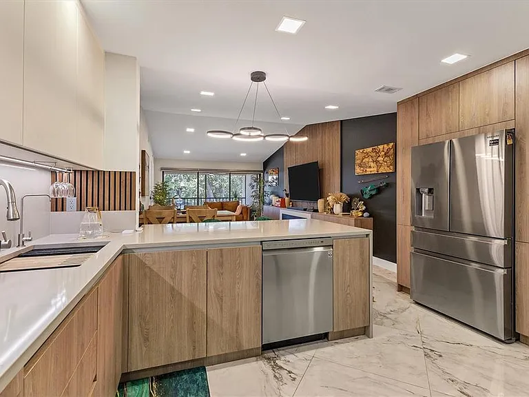 5611 Summer Side Ln #46B — Photo 8