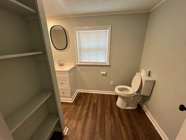 192 Elgin Dr — Photo 9