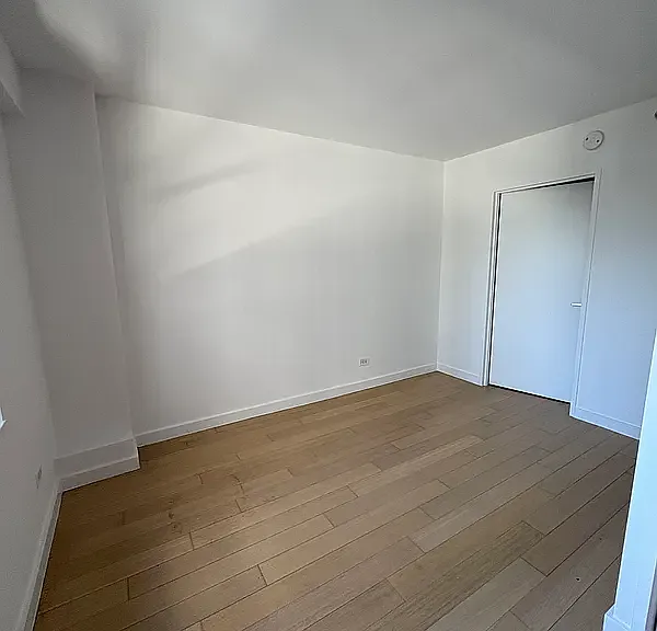 222 E 39th St #23E — Photo 7
