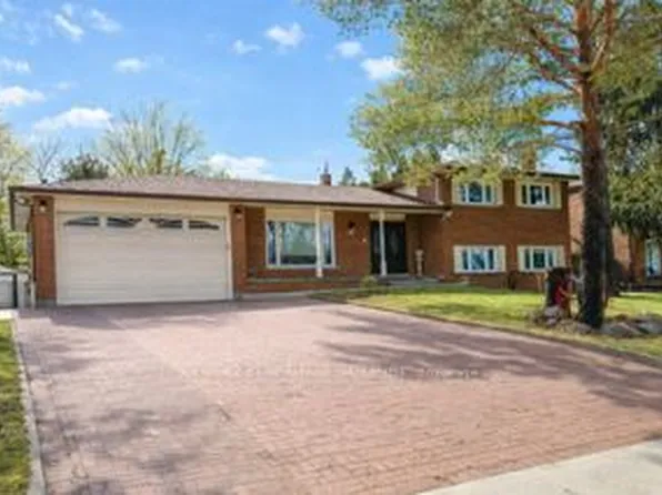 12 Rosegarden Cres, Richmond Hill, ON L4E 2P2