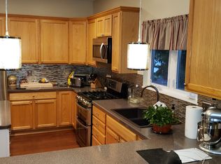 31830 Del Ln, Avon Lake, OH 44012
