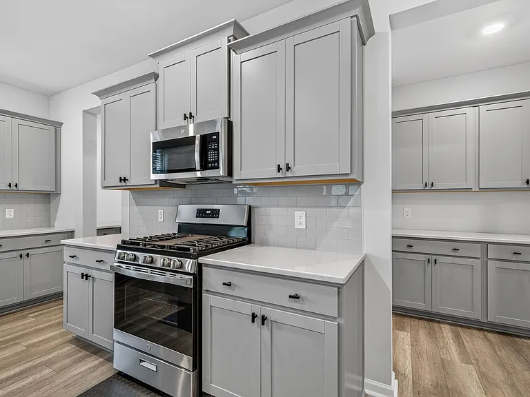 518 Yellow Leaf Ln — Photo 18