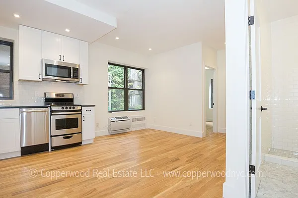 Rented by Copperwood Real Estate | media 21