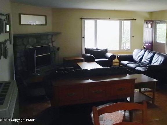 3rd image of 2877 Fairhaven Dr