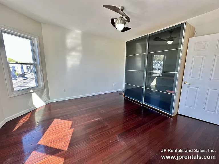 253 Belgrade Ave #3 — Photo 11