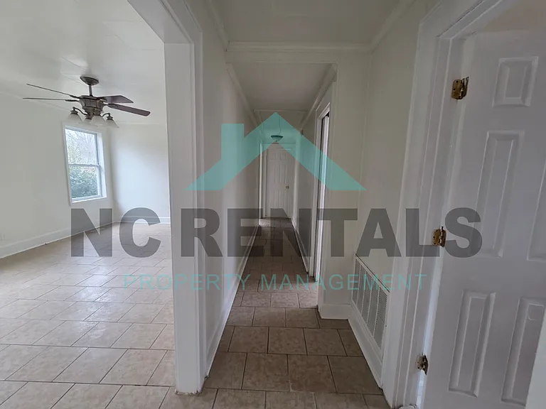 312 Walter Chambers St — Photo 11