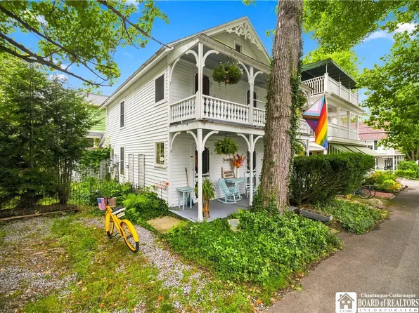 20 Center Ave, Chautauqua, NY 14722