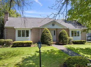 201 Jamestown Rd #201, Stratford, CT 06614