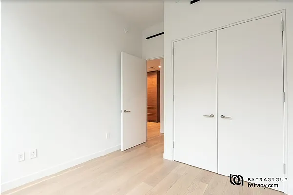 Rented by Batra Group Inc | media 21