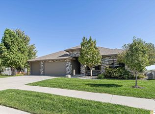 1611 S 208th St, Elkhorn, NE 68022