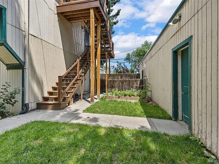 1130 N Lafayette St #5 — Photo 19