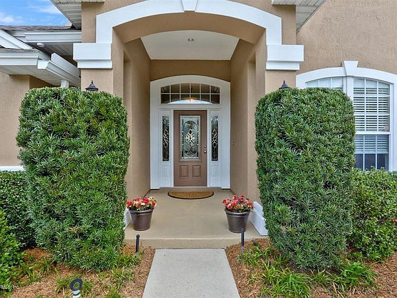 2nd image of 11773 Crusselle Dr