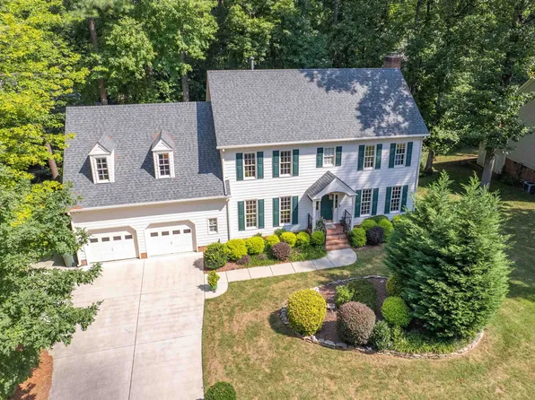 206 Kilbreck Dr, Cary, NC 27511