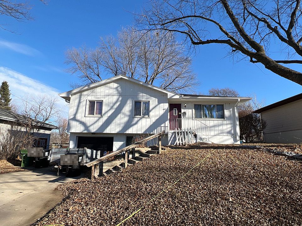 1st image of 7535 S 89th St