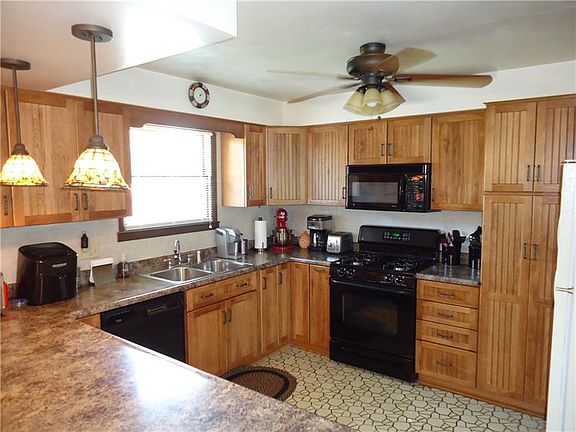 5th image of 117 Cottonwood Ln