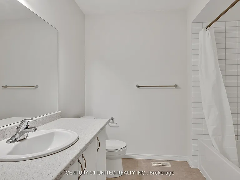 1630 Hetherington Dr #2 — Photo 23