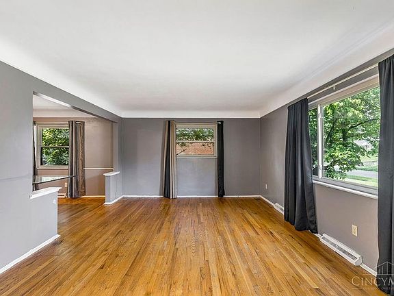 3rd image of 6665 Plantation Way
