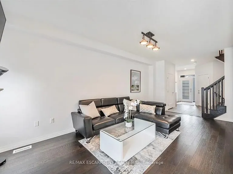 79 Greenwich Ave — Photo 5