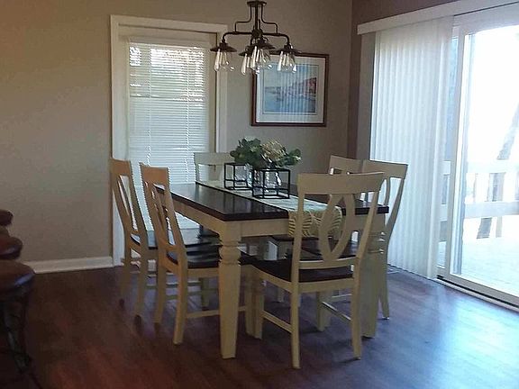 5th image of 1040 Briarwood Dr