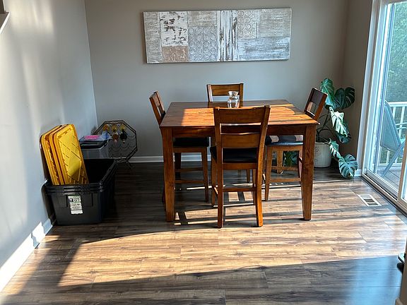Dining space off kitchen