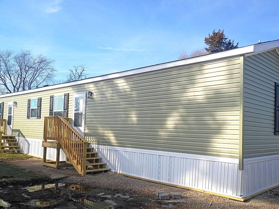 1st image of 4809 W Windsor Rd #A15