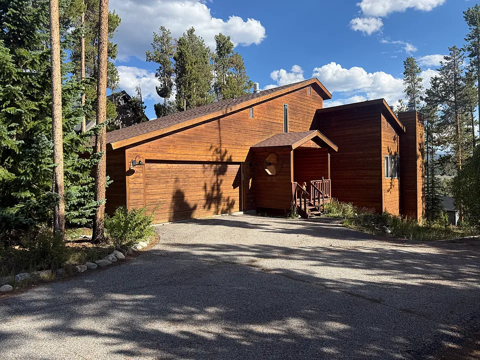 156 Snowberry Way