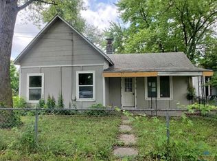 105 S College St, Calhoun, MO 65323