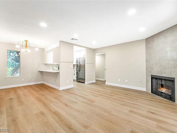 2nd image of 601 Cabrillo Cir Unit 431