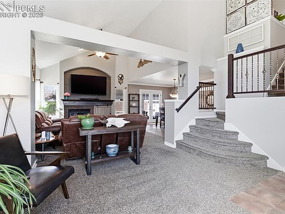 4th image of 6980 Battle Mountain Rd