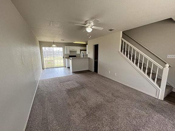 3rd image of 5908 Greengate Dr APT A