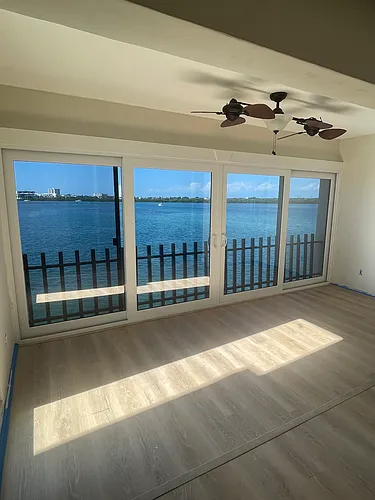 868 Bayway Blvd Photo 1