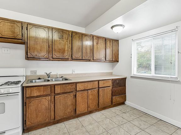 5th image of 10772 Spring Garden Dr