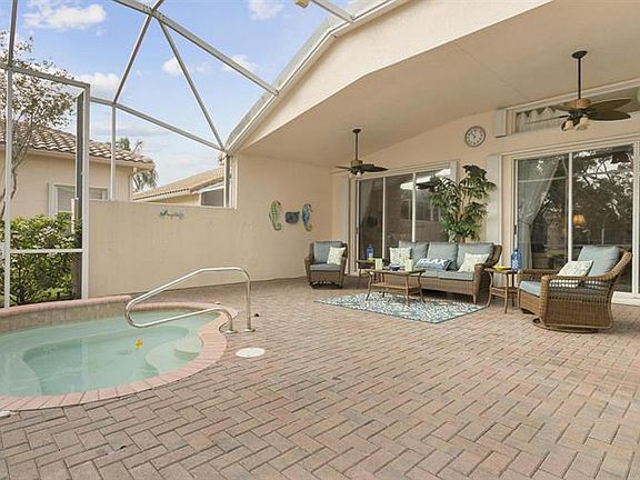 4th image of 9052 Bari Ln