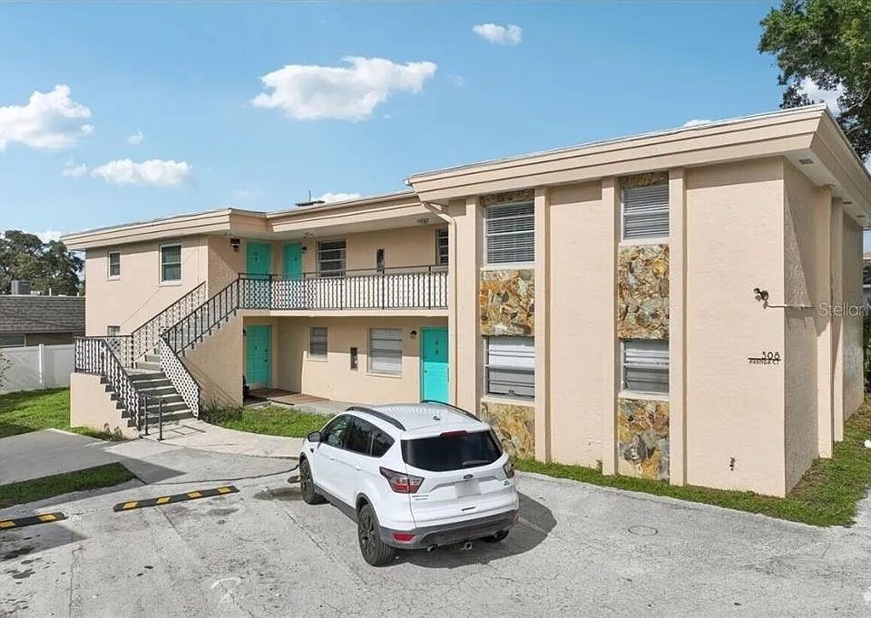 308 Avanda Ct #6