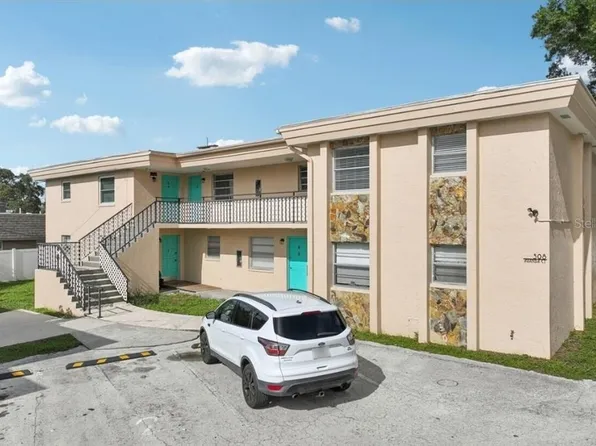 308 Avanda Ct, Clearwater, FL
