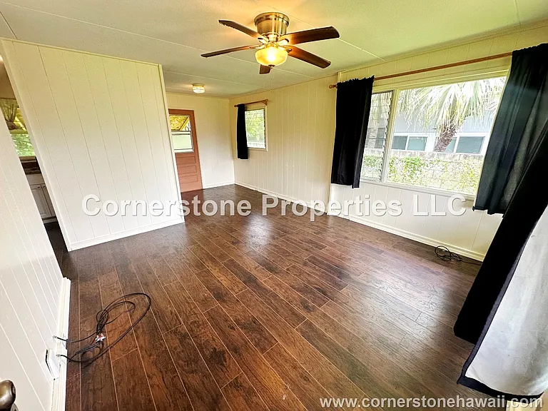 528 Oneawa St — Photo 2