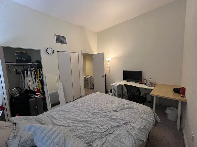 24-30 S Bank St #206 — Photo 13