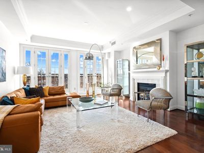 2501 Wisconsin Ave NW #404, Washington, DC, 20009