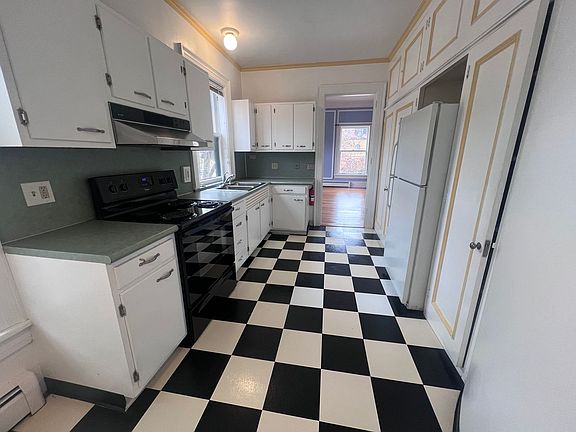 5th image of 45 College Ave SE APT 4