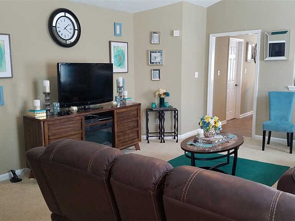 3rd image of 315 Wilson Green Blvd