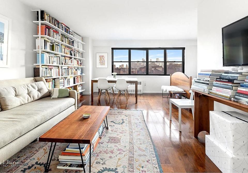 1st image of 31 Jane St #7D